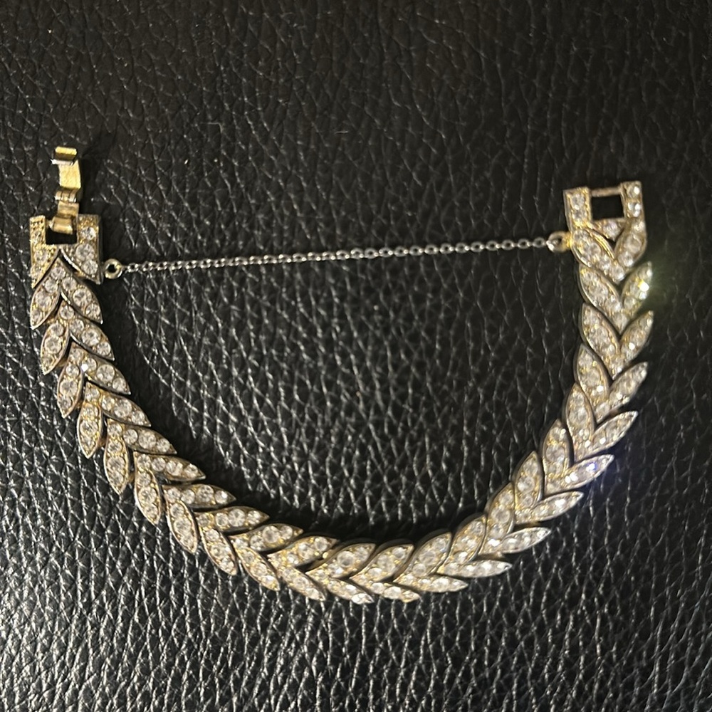 Gold Rhinestone Bracelet - Picture 4 of 5